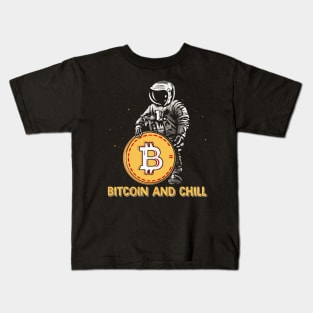 Bitcoin Astronaut Funny Bitcoin to the moon BTC hodl Funny Crypto Gift Kids T-Shirt